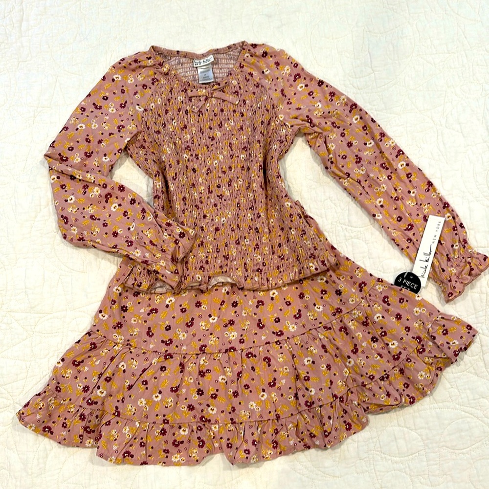 NWT long sleeve and skirt set